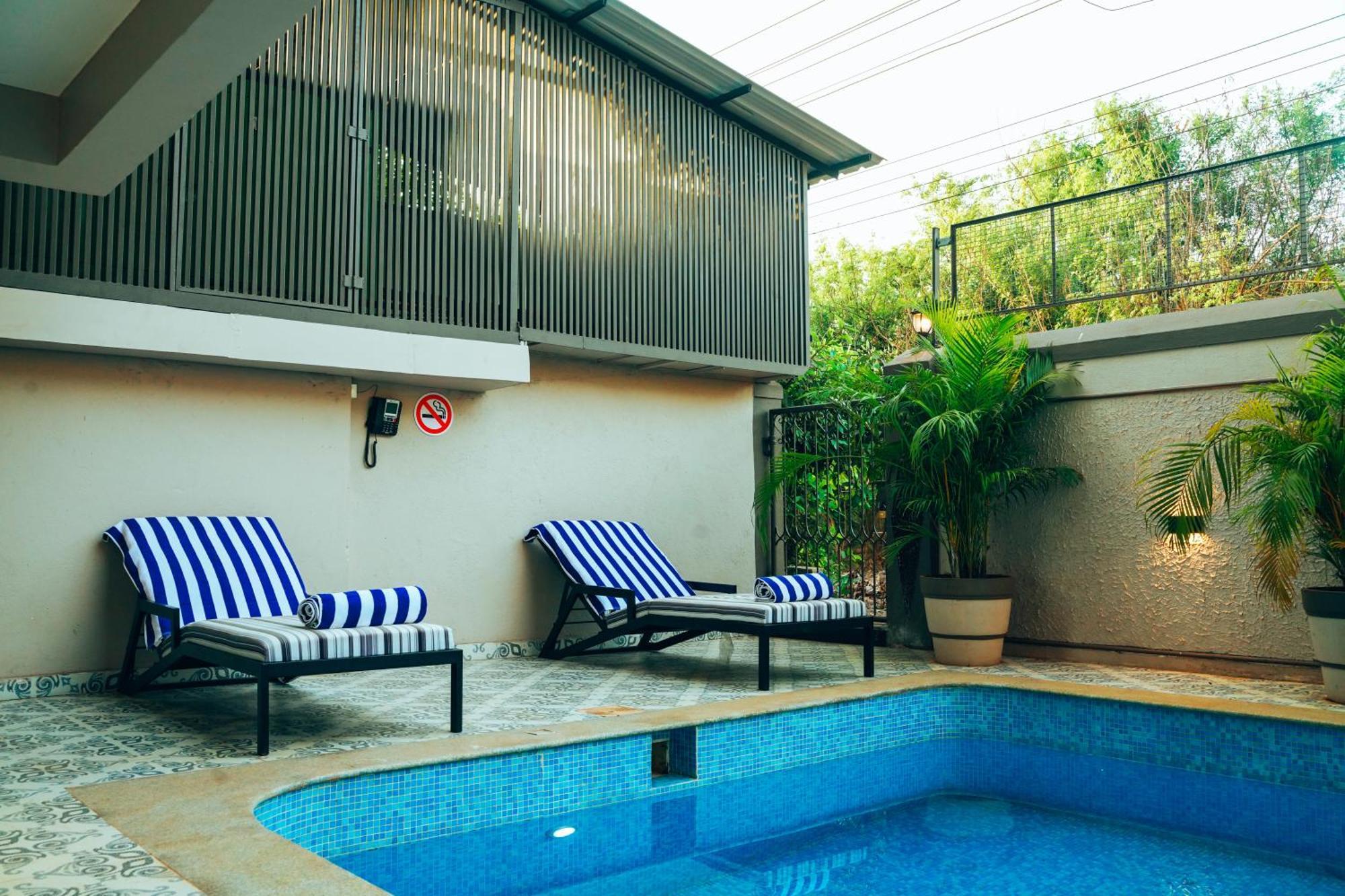 Ariena By Spree Hotels Goa Морджим Екстериор снимка