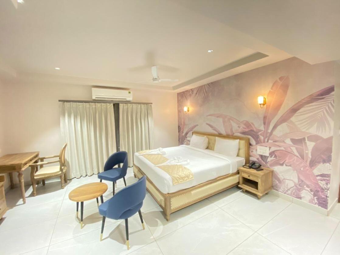 Ariena By Spree Hotels Goa Морджим Екстериор снимка