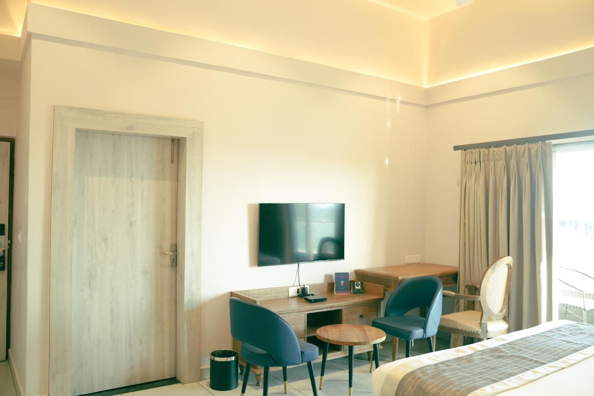 Ariena By Spree Hotels Goa Морджим Екстериор снимка